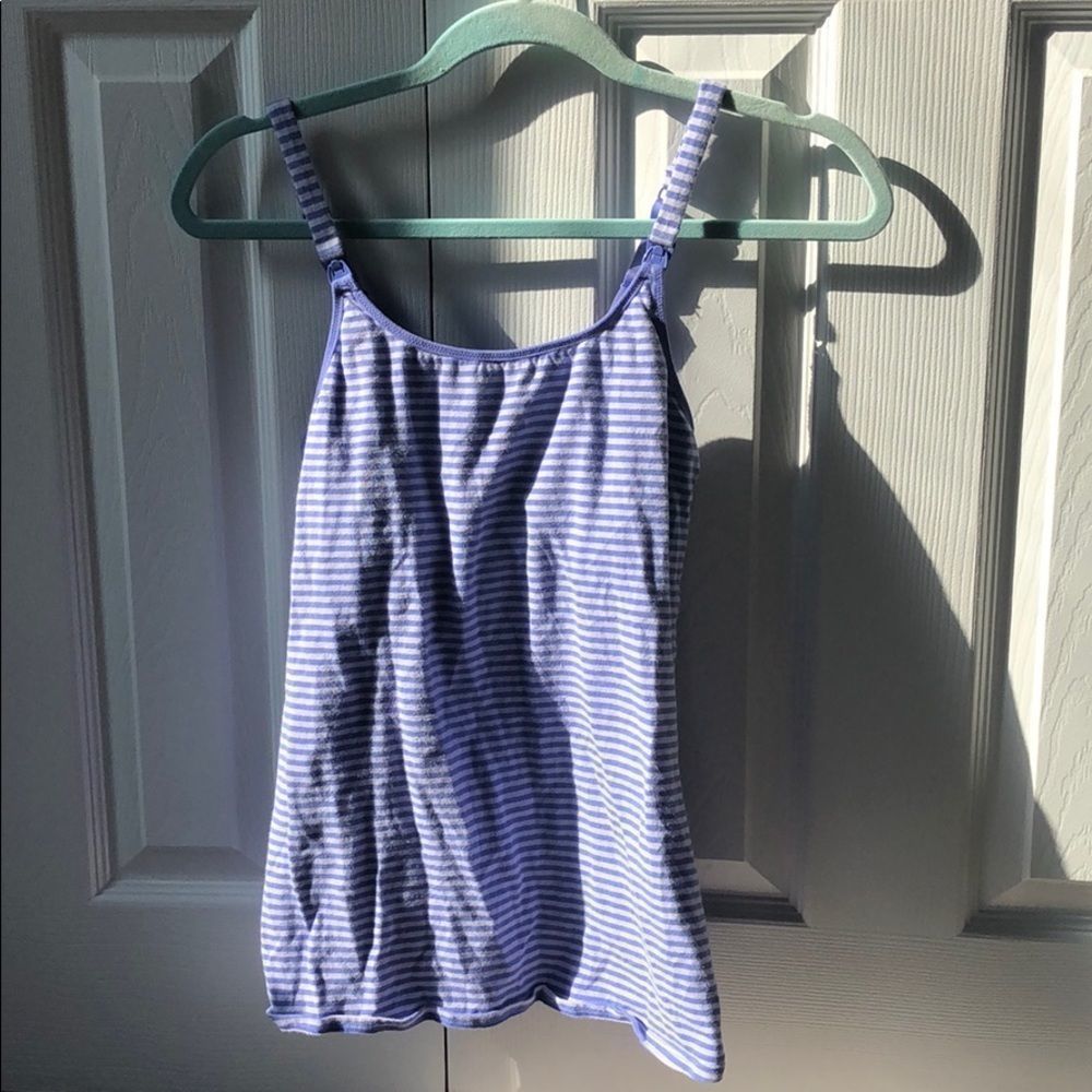 Gilligan and O’Malley striped nursing tank top w built in bra - S